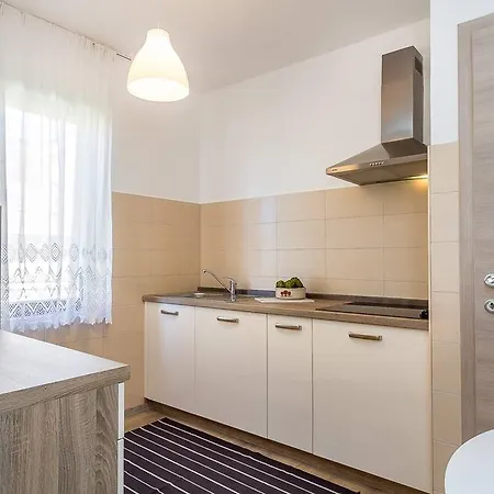 Viviana Apartment *